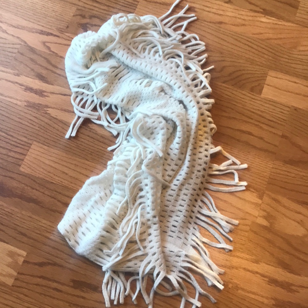 Fringe Infinity scarf